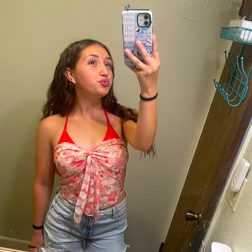 Meet your Posher, Coco